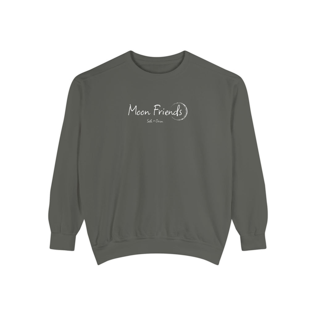 Thtgrlreads Zodiac Academy cozy Comfort Colors oversized crewneck sweatshirt in vintage washed gray with delicate "Moon Friends" script and crescent moon graphic on chest.